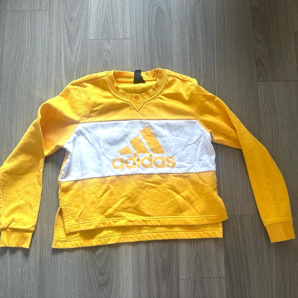 Adidas soft cropped Yellow and White colour block crew neck Sweater S